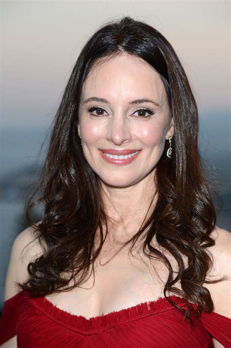 Madeleine Stowe .